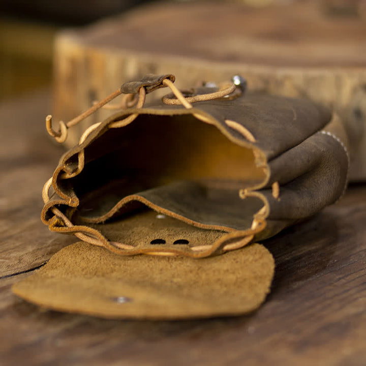 Portafoglio piccolo in stile indiano con coulisse e cintura in pelle di cavallo pazzo - image 6