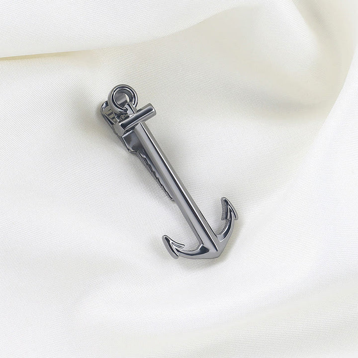 Fermacravatta con ancora grigio scuro per abbigliamento maschile - image 1