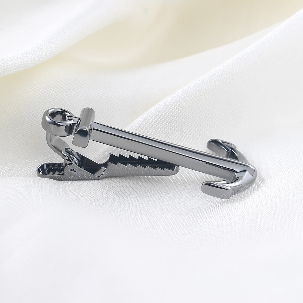 Fermacravatta con ancora grigio scuro per abbigliamento maschile - image 2