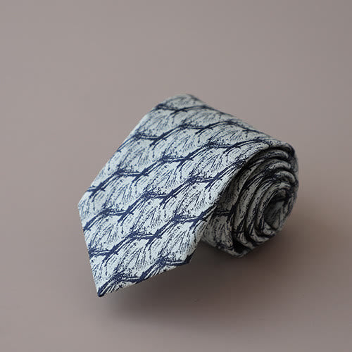 Cravatta da uomo con motivo floreale Forest Branches - Azzurro chiaro - image 0