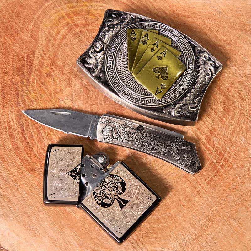 Set di accendini Black Ice con fibbia per cintura fai da te con coltello nascosto Poker Ace - image 2