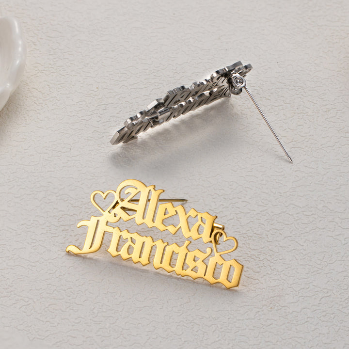 Spilla personalizzata con due nomi in acciaio inossidabile, accessori per abiti - Oro - image 1