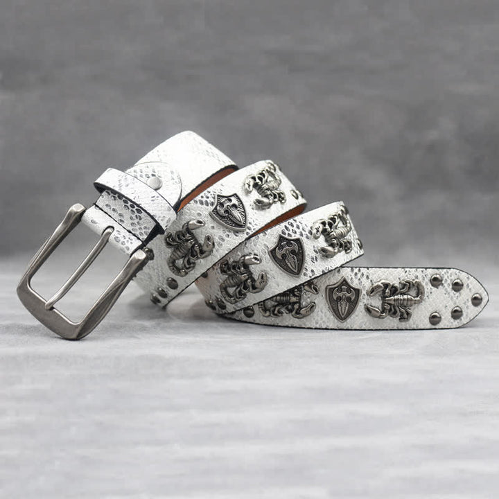 Cintura in pelle stampata con rivetti a forma di scorpione in argento antico - image 7