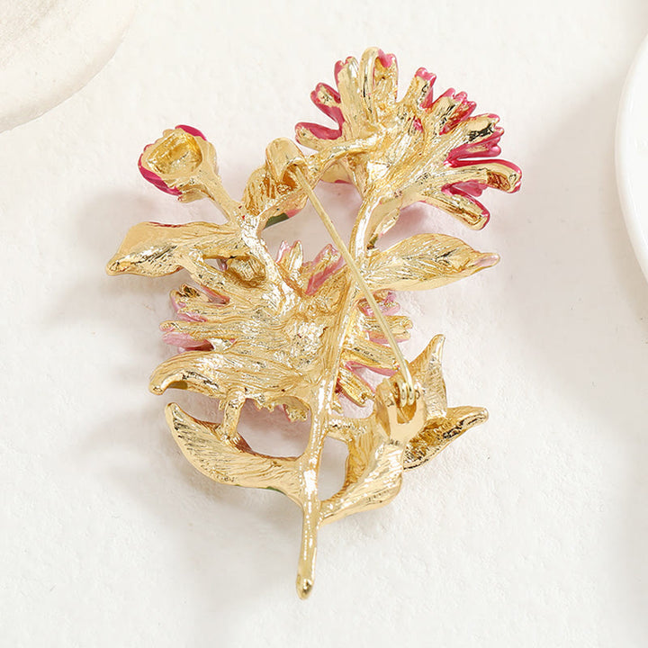 Spilla smaltata con bouquet di margherite da donna - image 2