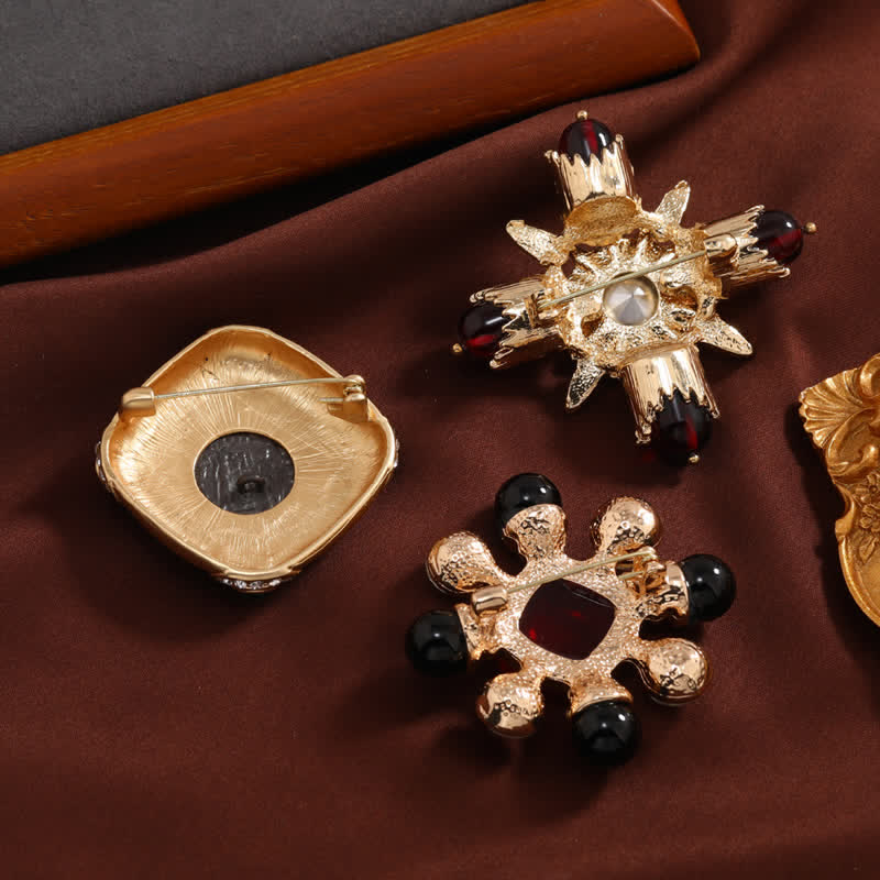 Spilla quadrata geometrica con strass in stile barocco da donna - image 1