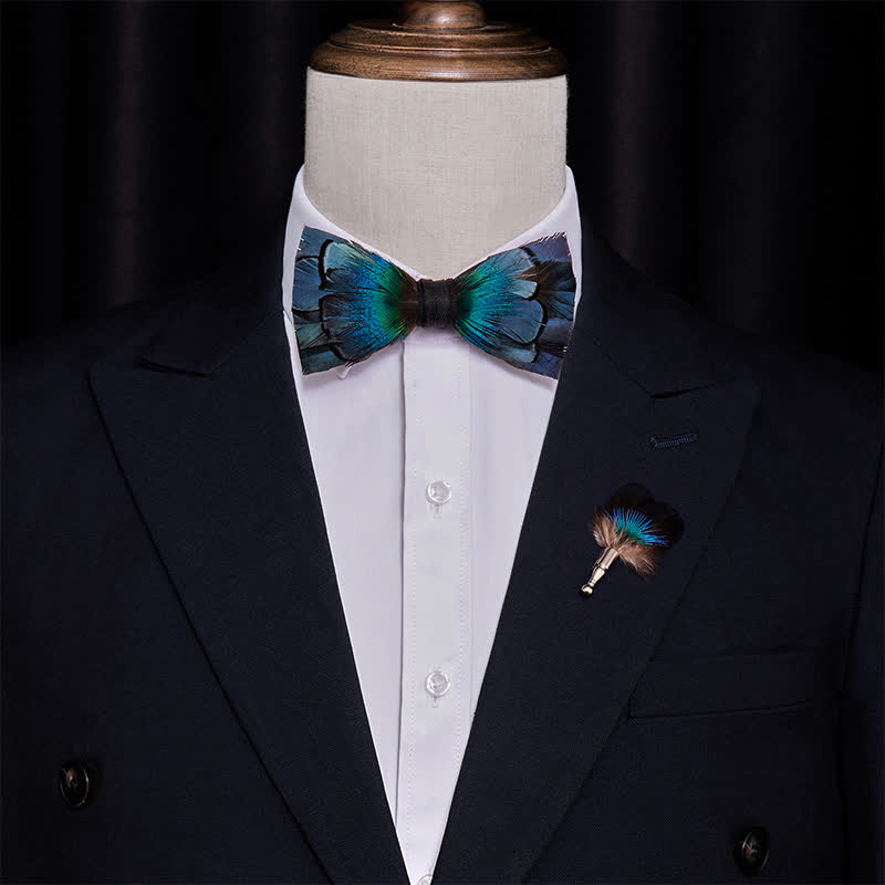 Papillon blu navy a cascata con piume e spilla da bavero - image 1