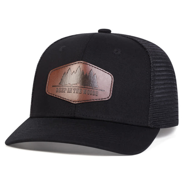 Cappello da camionista con etichetta in pelle "Deep In The Woods" - Nero - Regolabile (circa 22"-23 5/8") - image 1