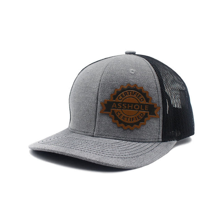 Cappello da camionista con etichetta in pelle marrone e motivo a lettere - Grigio e nero - Regolabile (circa 22"-23 5/8") - image 1