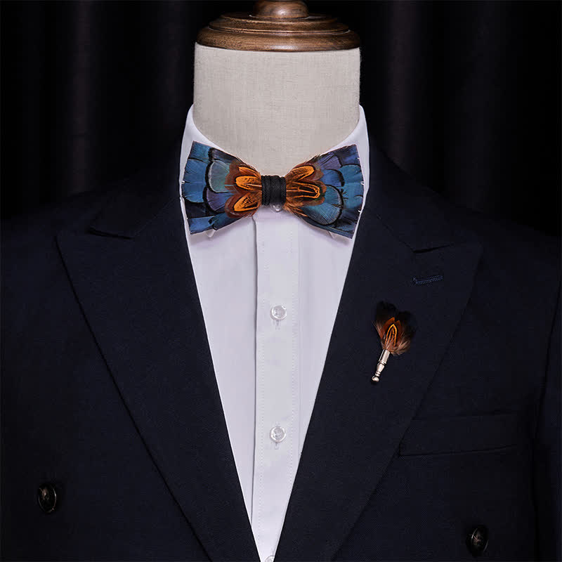 Papillon con piume blu navy e ruggine per bambini con spilla da bavero - image 2