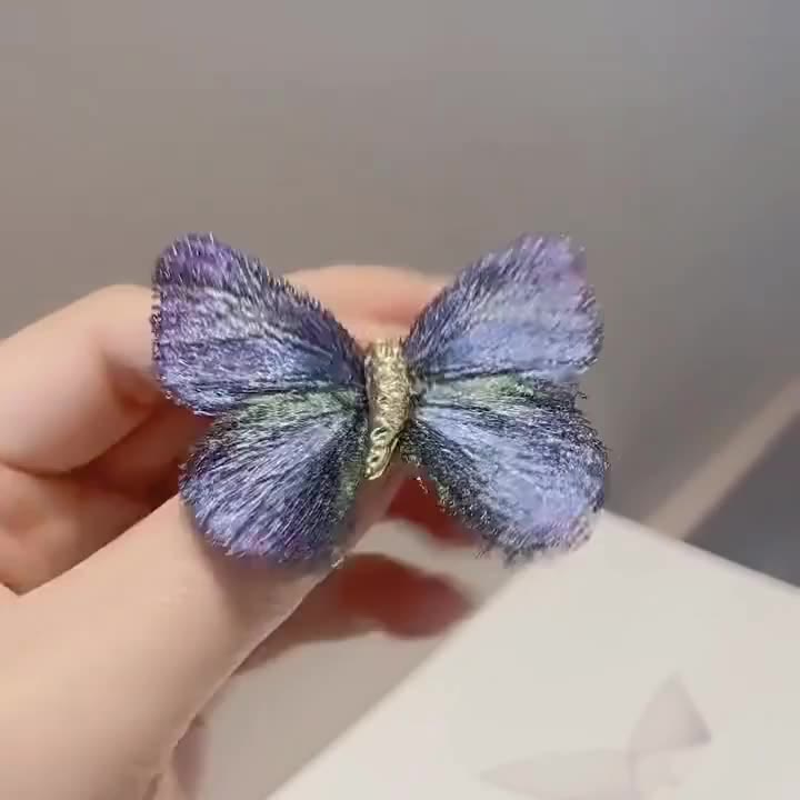 Spilla ricamata a forma di farfalla retrò da donna con sfumatura di colore - image 3