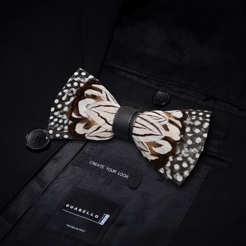Papillon con piume di gufo bianco e nero con spilla da bavero - image 2