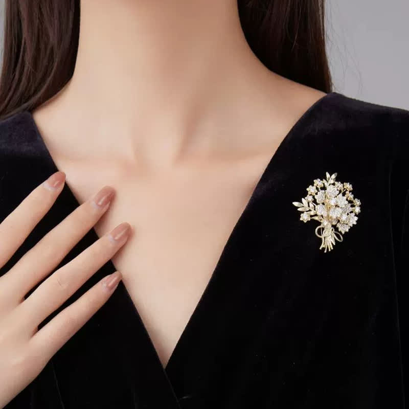 Spilla da sposa con bouquet di fiori in strass dorati da donna - image 1