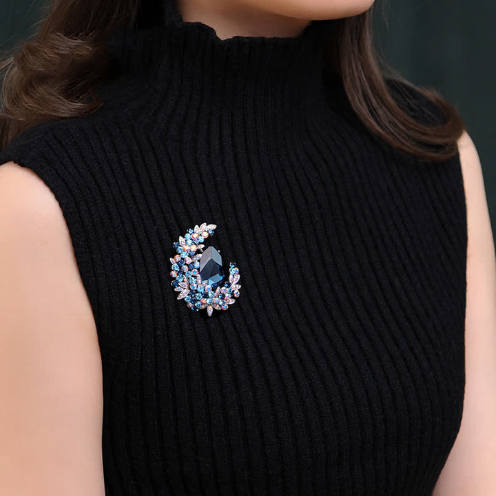 Spilla da donna a forma di mezzaluna con cristalli lucidi - image 7
