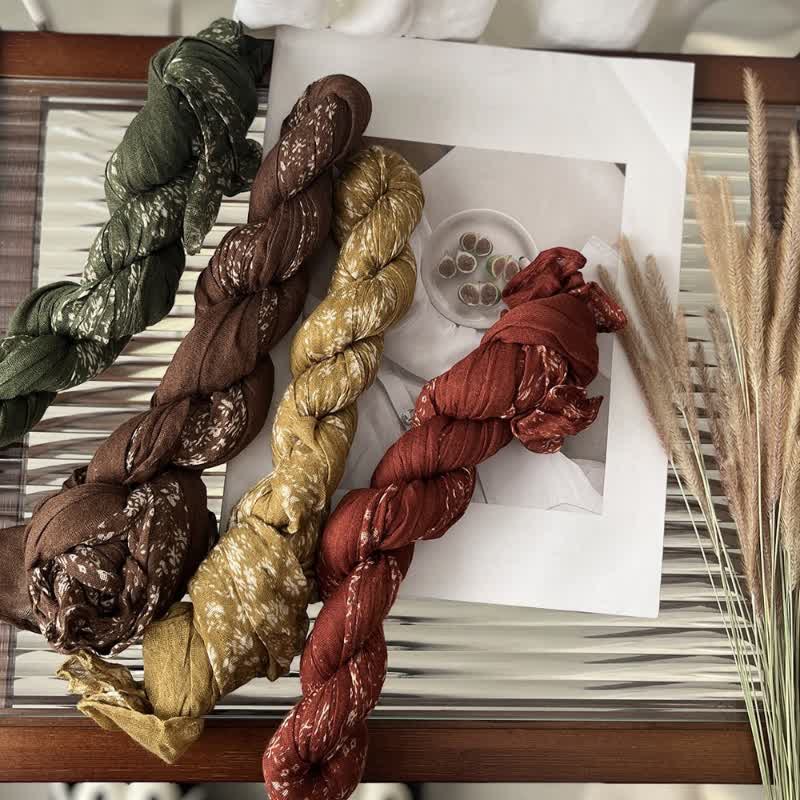 Sciarpa sottile in lino e cotone con pieghe floreali artistiche da donna - image 1