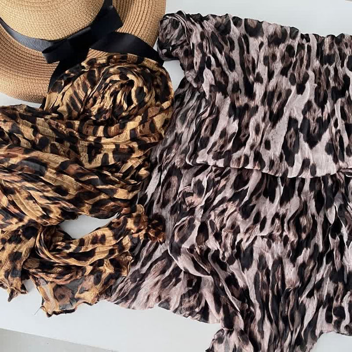 Sciarpa autunnale sottile in lino e cotone plissettato con stampa leopardata da donna - image 5
