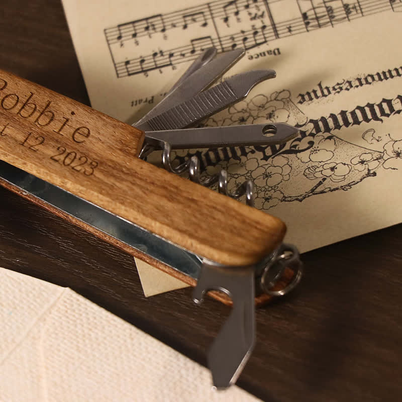 Apribottiglie in legno con coltello multiuso 11 in 1, intaglio personalizzato - image 5