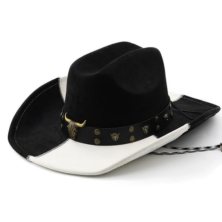 Cappello da cowboy in finta pelle scamosciata con fascia a contrasto in bianco e nero con rivetti a forma di toro - Bianco e nero - M (22"-22 7/8") - image 0