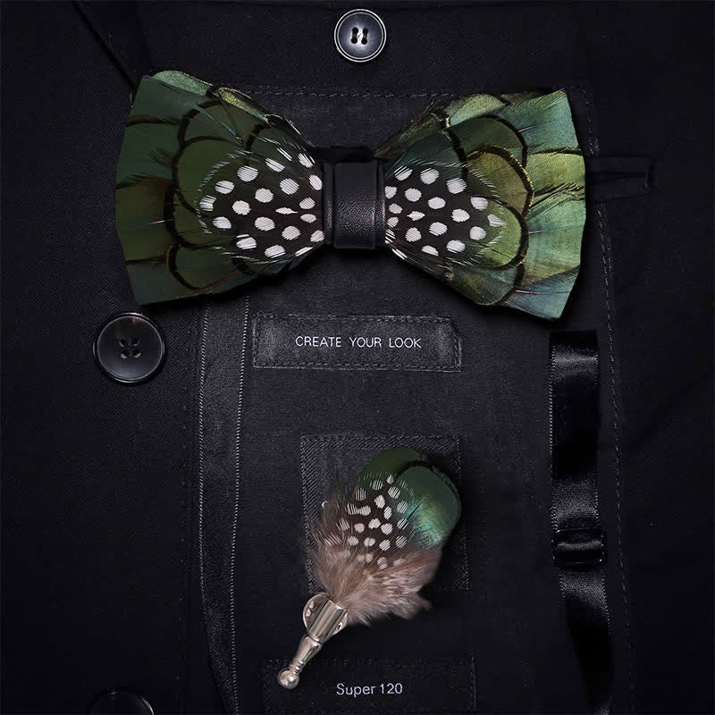 Elegante papillon con piume verde scuro e spilla da bavero - Ragazzo - image 0