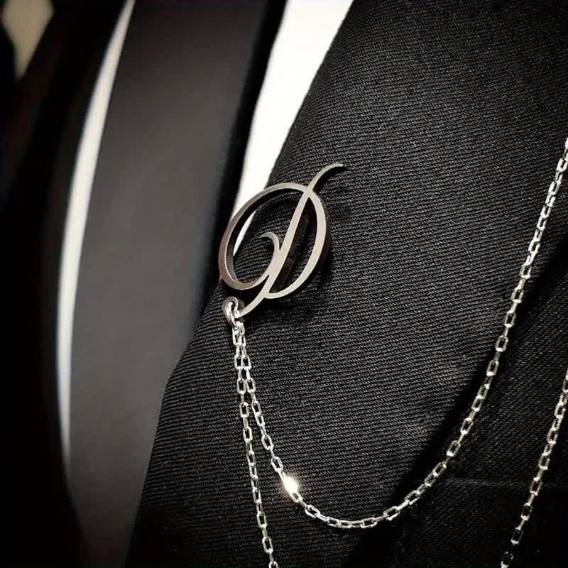 Elegante spilla con iniziali personalizzate e catena - image 2