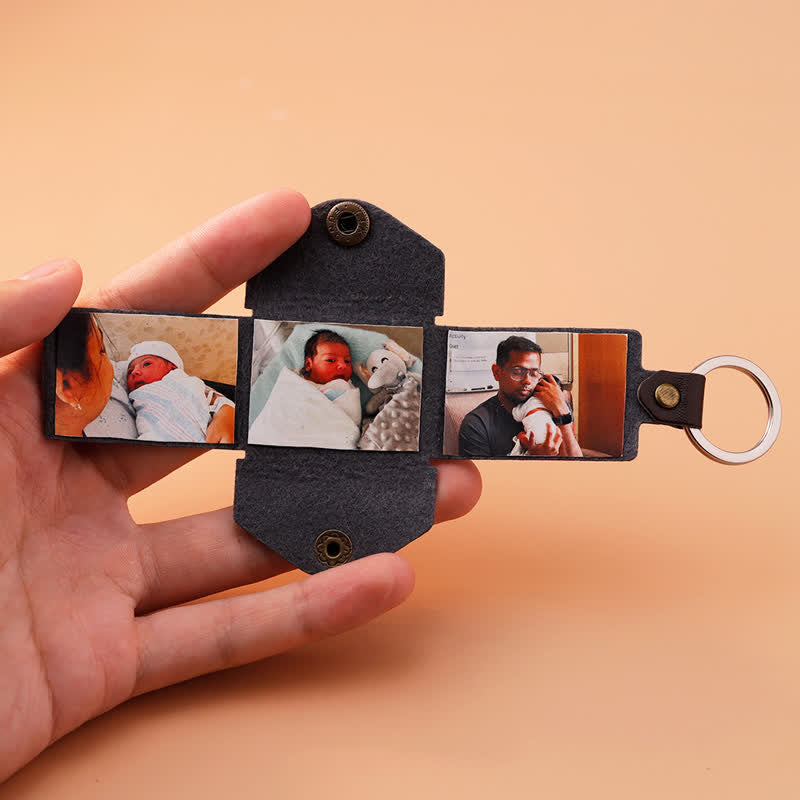 Portachiavi in pelle marrone con 3 foto incise e testo personalizzato - Marrone - image 0