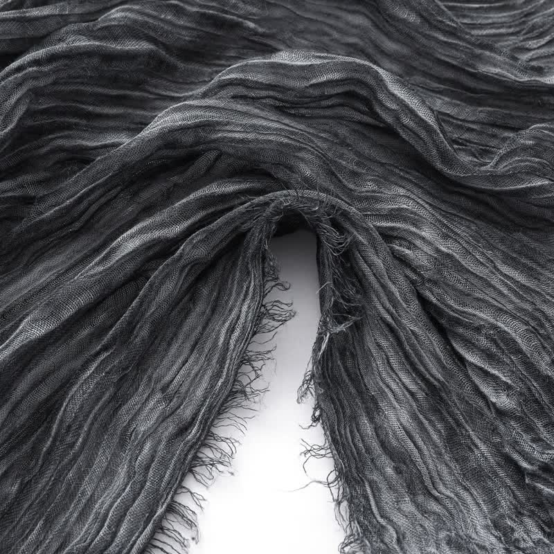 Sciarpa leggera retrò tinta unita con effetto stropicciato, tinta unita e tinta a mano - image 3