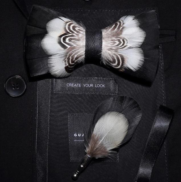 Papillon con stampa tigre in bianco e nero e spilla da bavero - Bianco e nero - image 0