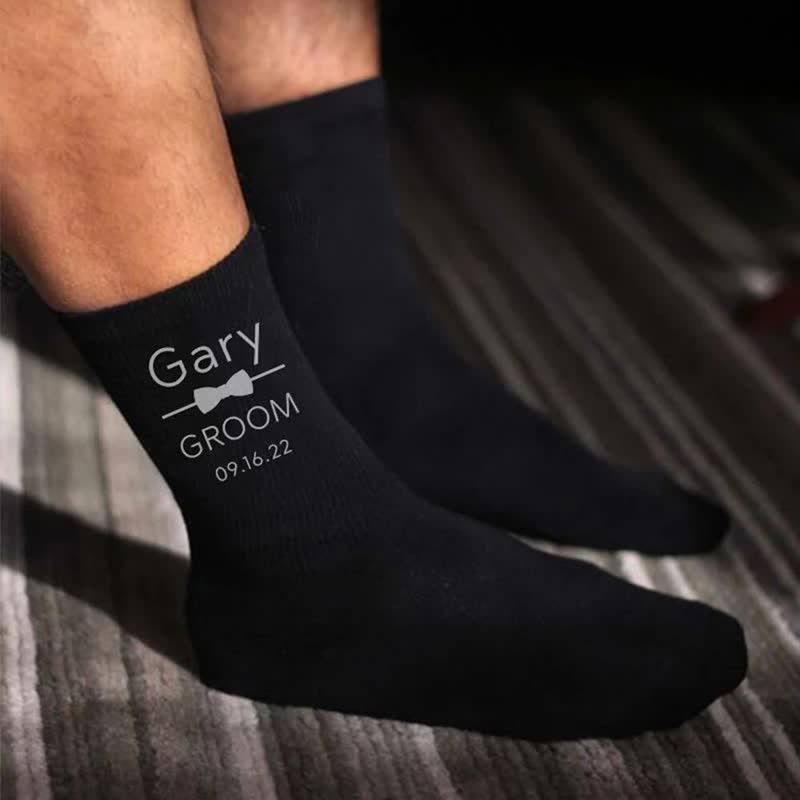 Calzini da sposo neri personalizzati con nome da uomo - image 6