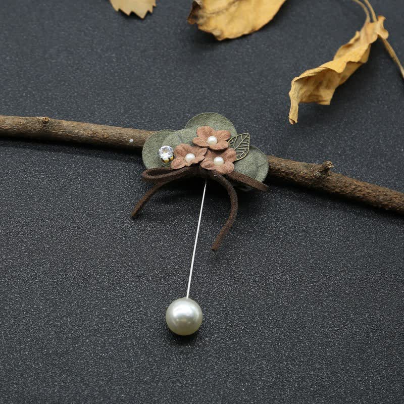 Spilla da bavero in tessuto con fiore, design originale per matrimonio, verde scuro - Verde scuro - image 0