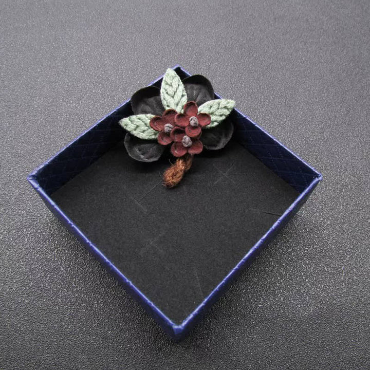 Spilla in stoffa con fiori di margherite rosse da sposa dal design originale - image 3
