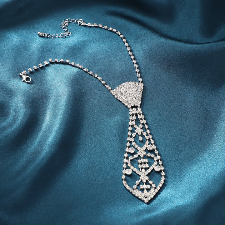 Collana con cravatta creativa con strass di cristallo per feste - image 1