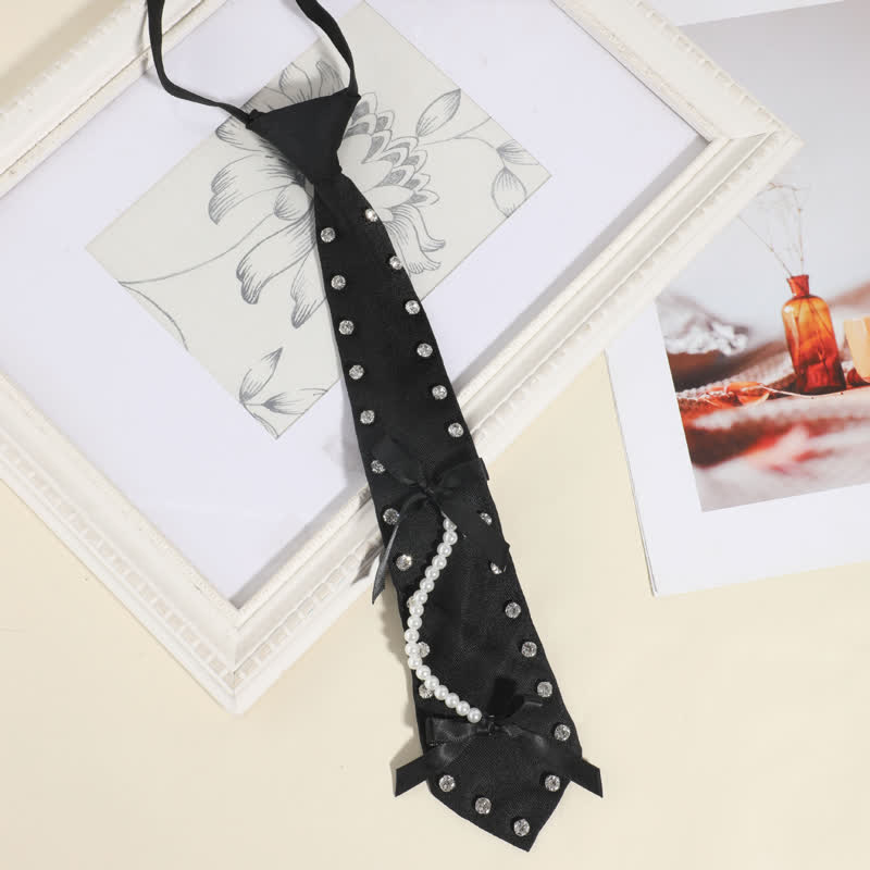 Cravatta pre-annodata creativa con borchie di strass neri - Stile n. 6 - image 8