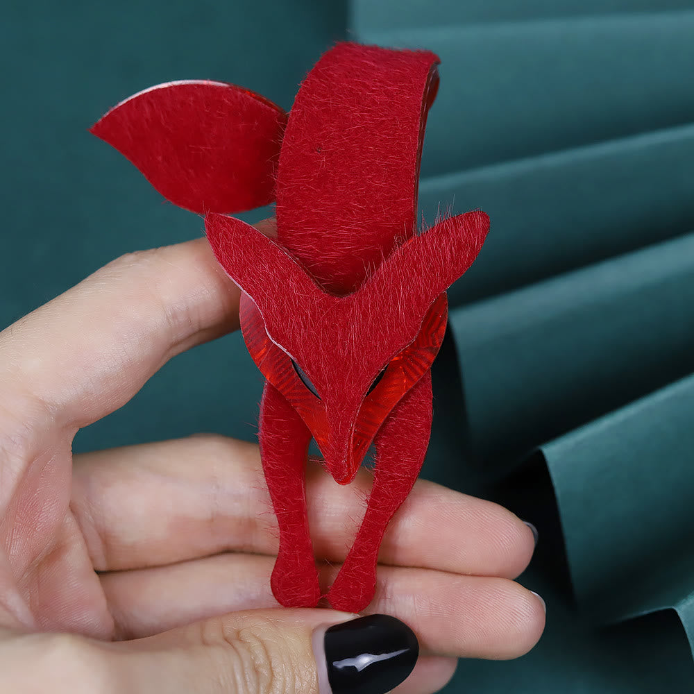 Spilla in acrilico fatta a mano a forma di volpe rossa - image 1