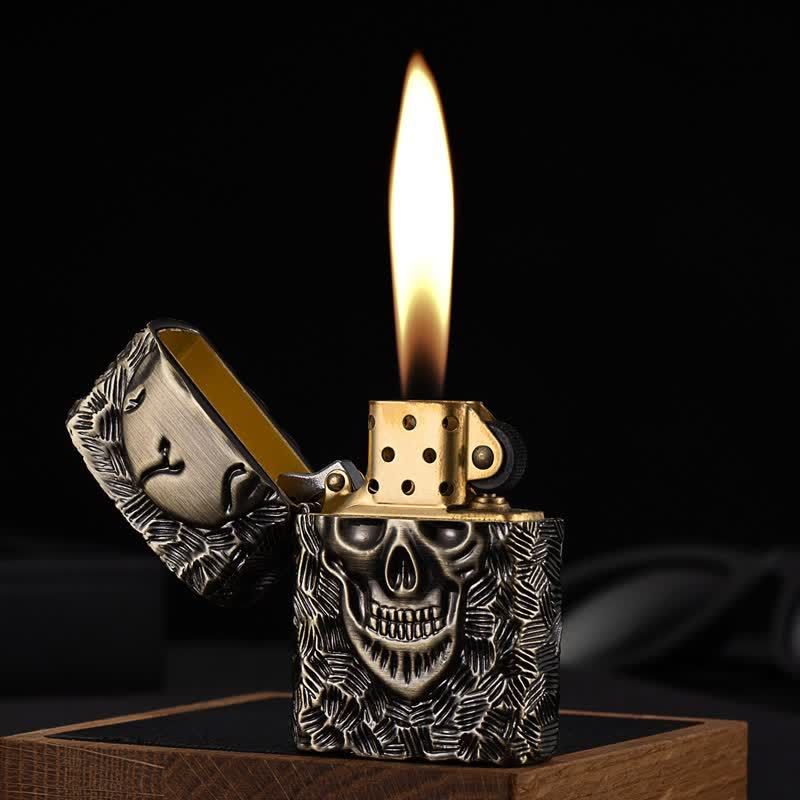 Accendino a cherosene ricaricabile con scheletro di Halloween dominante - image 0