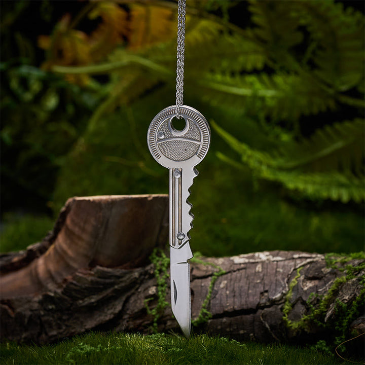 Portachiavi pratico con coltello pieghevole e collana in argento - Collana con portachiavi - image 0