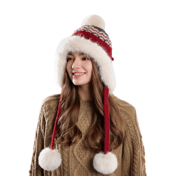 Cappello invernale da donna lavorato a maglia con palline di peluche - image 4