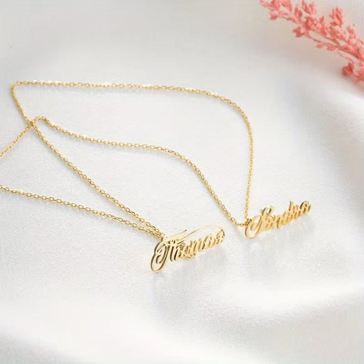 Spilla elegante e chic con nomi personalizzati e catena - image 3