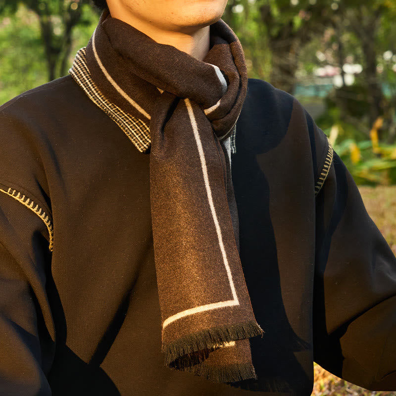 Sciarpa calda con nappe e dettagli a righe classiche da uomo - image 1
