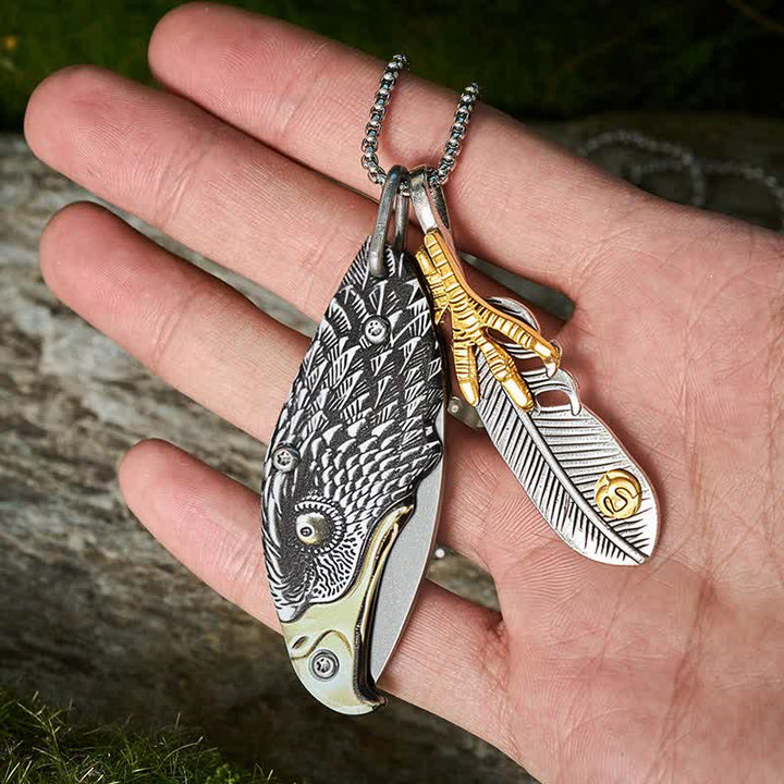 Collana con mini coltello pieghevole Eagle & Claw Feather - image 1