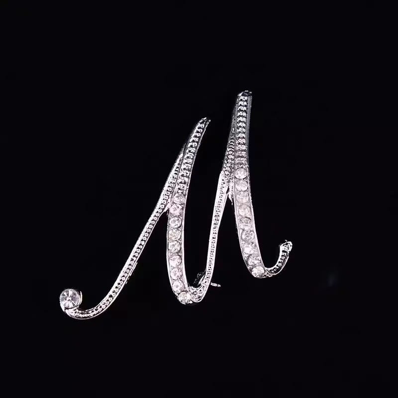 Spilla con iniziale in oro e argento e diamanti intarsiati - Argento - M - image 35