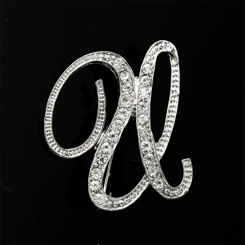 Spilla con iniziale in oro e argento e diamanti intarsiati - Argento - U - image 42