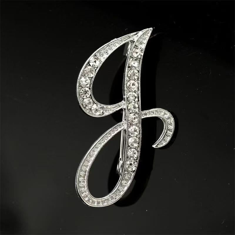 Spilla con iniziale in oro e argento e diamanti intarsiati - Argento - J - image 32