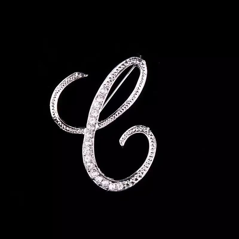 Spilla con iniziale in oro e argento e diamanti intarsiati - Argento - C - image 25
