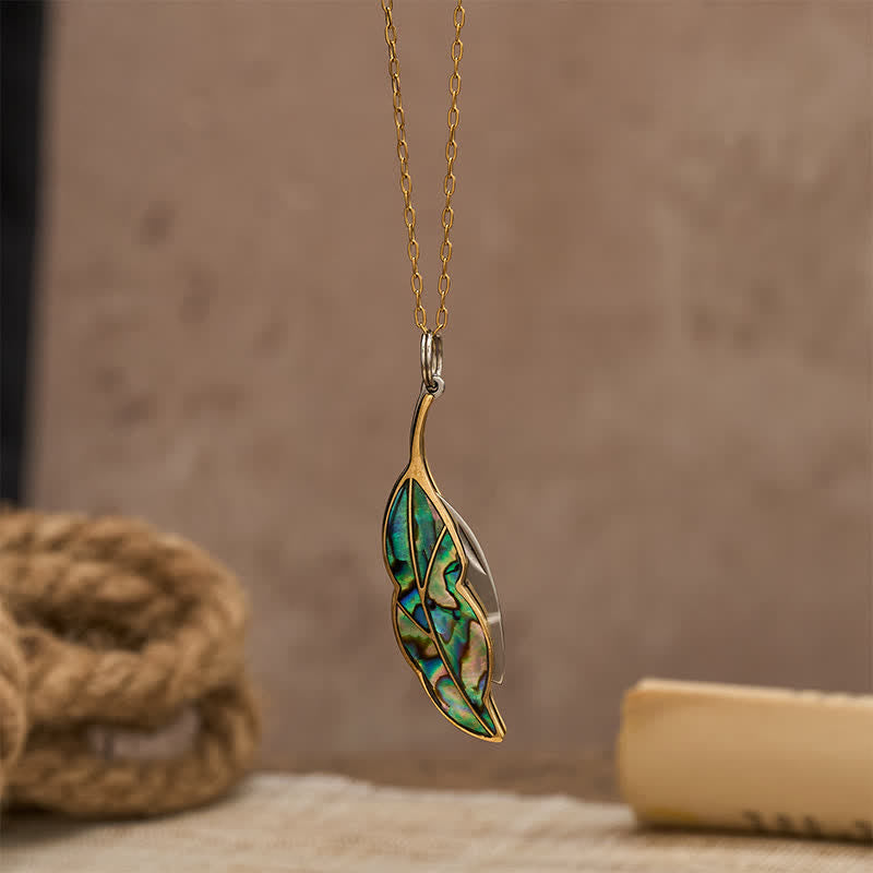 Collana con coltellino tascabile funzionale a forma di foglia in abalone - image 6