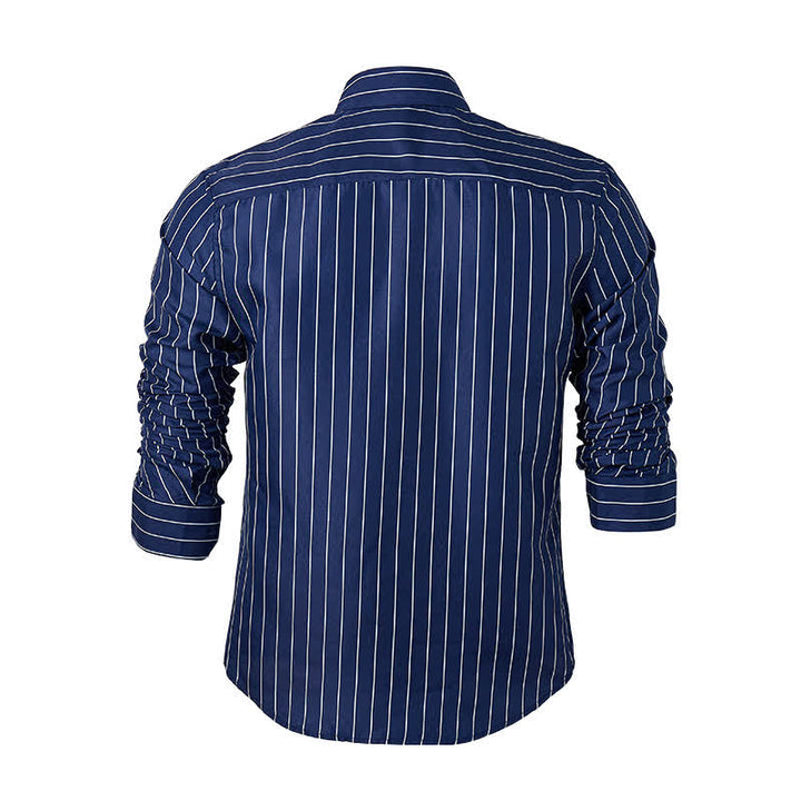 Camicia elegante da uomo con motivo a righe verticali, dal design intramontabile. - image 9
