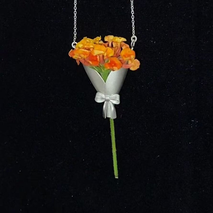Collana con ciondolo dal design creativo a bouquet di fiori - image 3