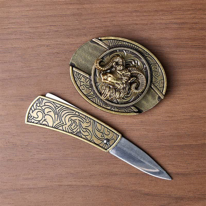 Cintura in pelle con fibbia a coltello pieghevole a scomparsa in bronzo antico a forma di teschio di ariete. - image 1
