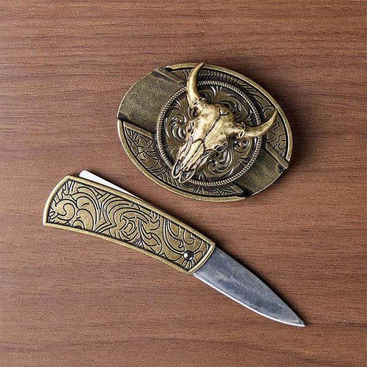 Coltello pieghevole nascosto fai-da-te con teschio di corna lunghe e fibbia in bronzo antico per cintura in pelle - image 1