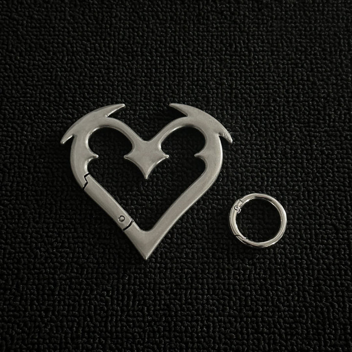 Portachiavi fai da te con anello a molla in metallo resistente a forma di cuore d'angelo - image 2