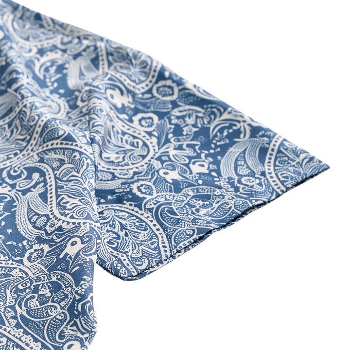 Camicia a maniche corte blu navy e beige con stampa paisley, dallo stile casual. - image 7