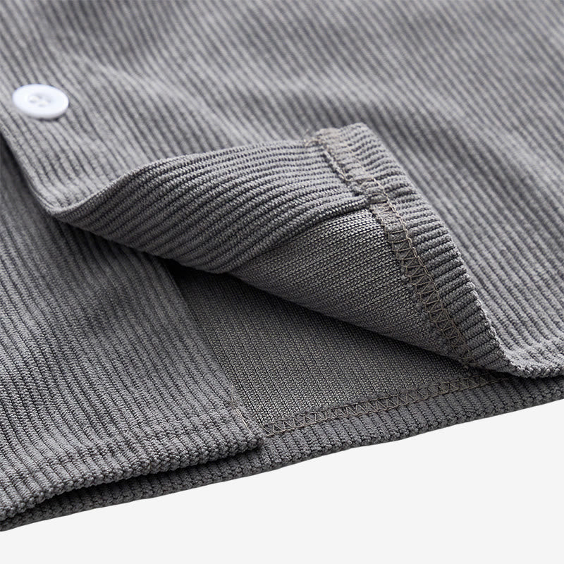 Camicia da uomo in velluto a coste stile retrò da lavoro con taschino con etichetta in pelle - image 10